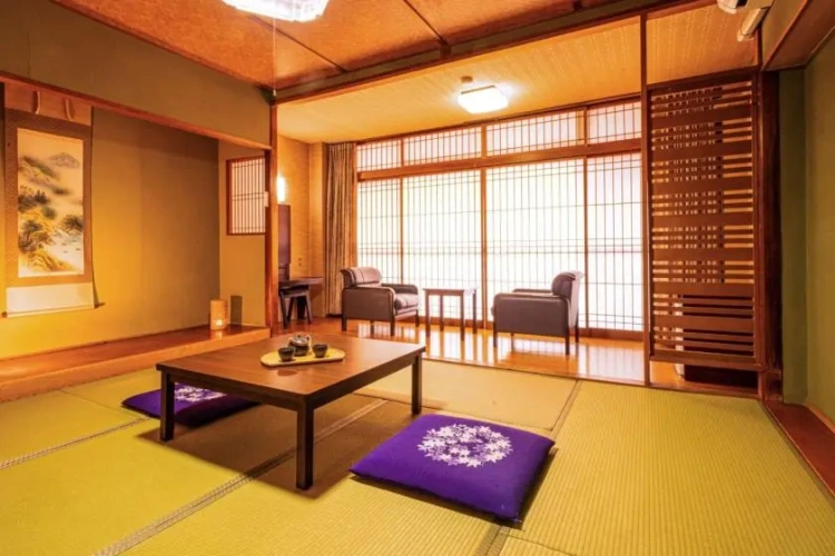 Economy Japanese Style room