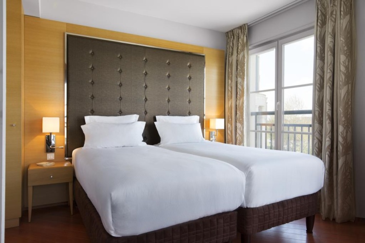 Premium Twin room