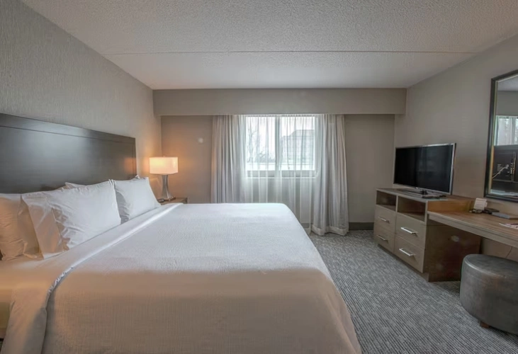 2-room Executive Quadruple Suite
