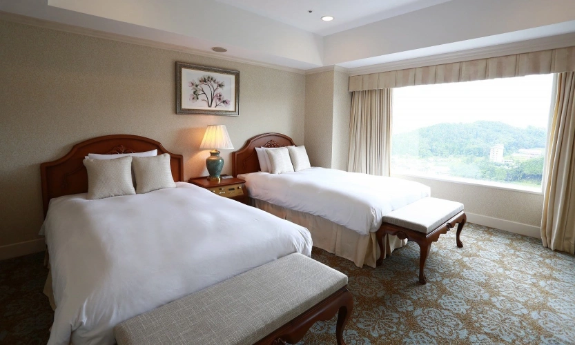 Twin Suite