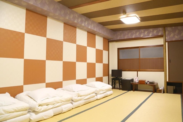 Japanese-style room