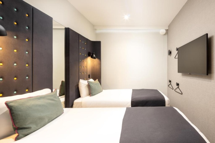 No Window Cosy Twin room