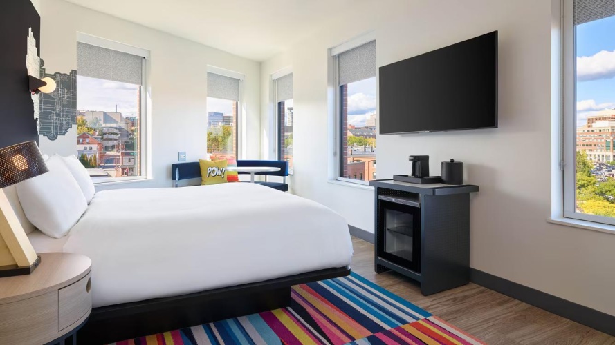 Corner Double room