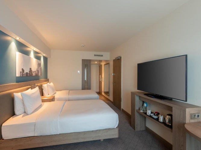 Hampton by Hilton Dusseldorf City Centre photo 10