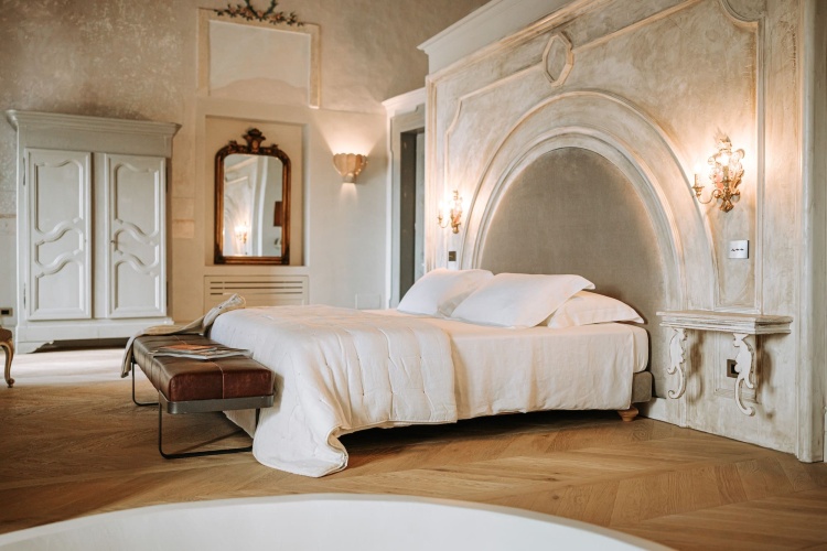 Paragon Double Suite
