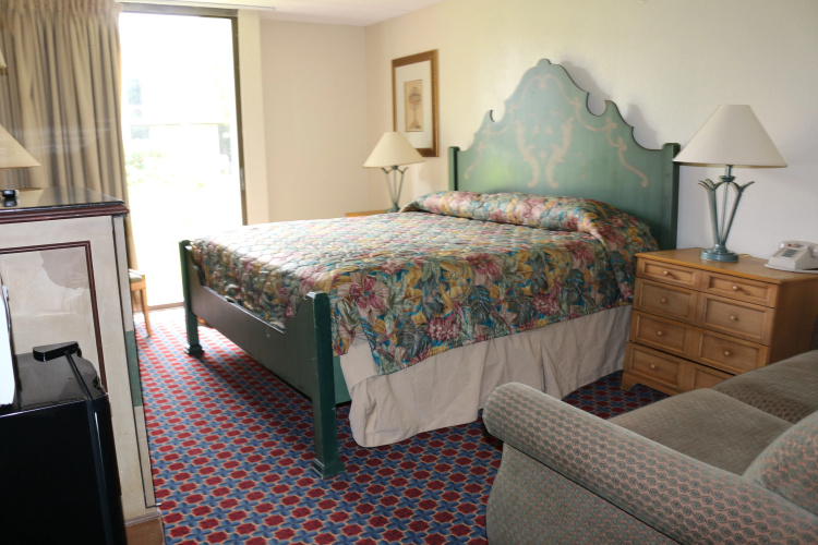 I-Drive Grand Resort & Suites