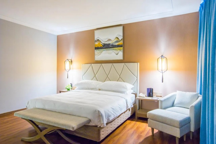 Youngor Suite