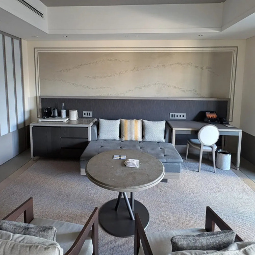 Janu Tokyo