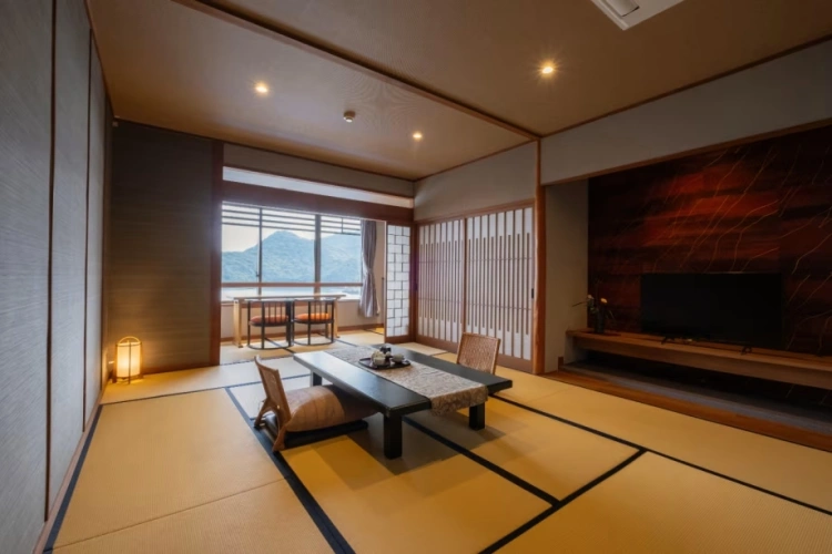 Japanese-Style room with ocean view