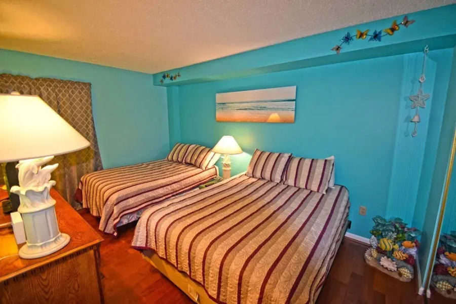 Silver Moon 403 2 Br condo by RedAwning