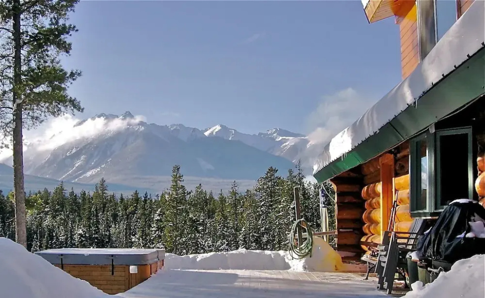 Heavens Edge Mountain Lodge