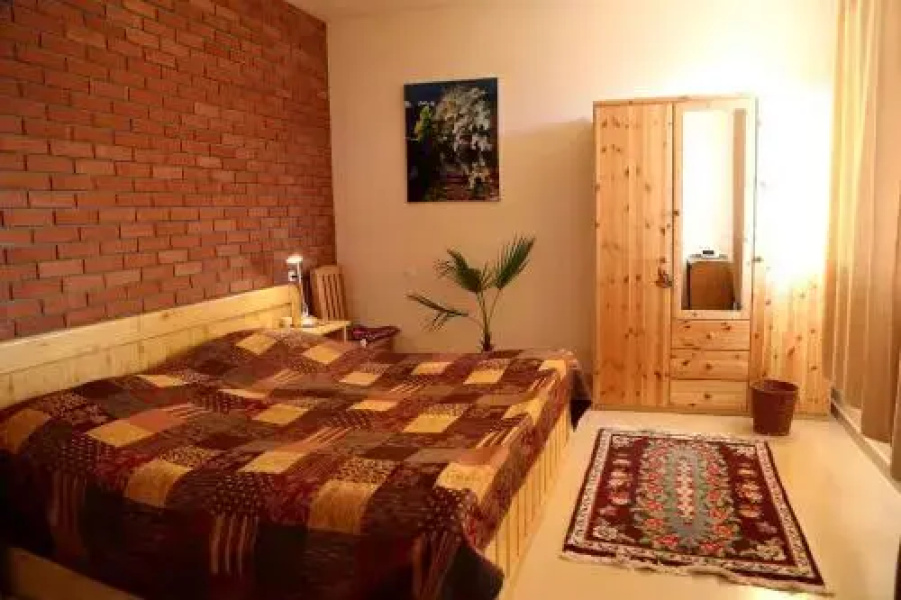 Razmik & Gayane B&B (Vardenis)