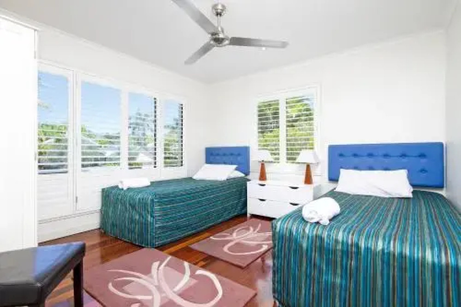 20 Noosa Parade
