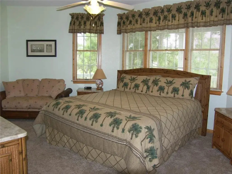 Hammock Village 25 4 Br home by RedAwning