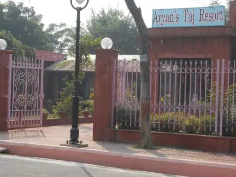 Aryans Taj Resort