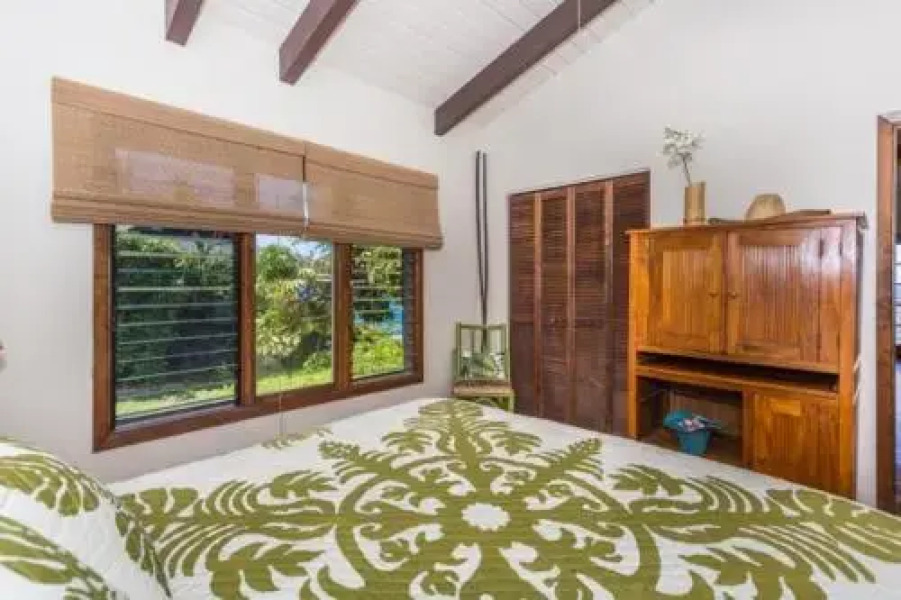 Pacific Edge Kona by RedAwning