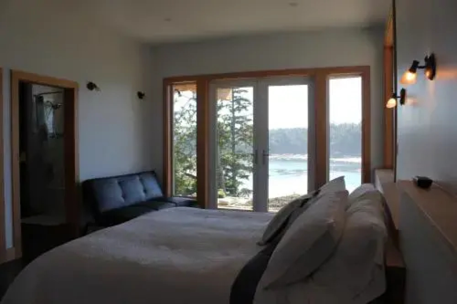 Cygnet Cove Vacation Rental Suites