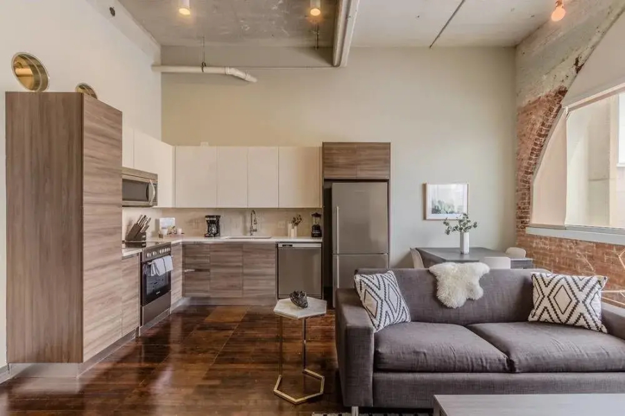 Homey 1BR Unit with Downtown Dallas Views