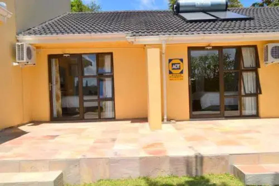 Jakobs Guesthouse & Cottage