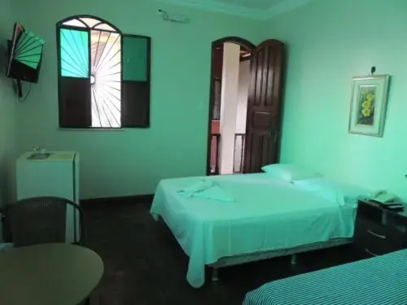 Chez Les Rois Bed and Breakfast