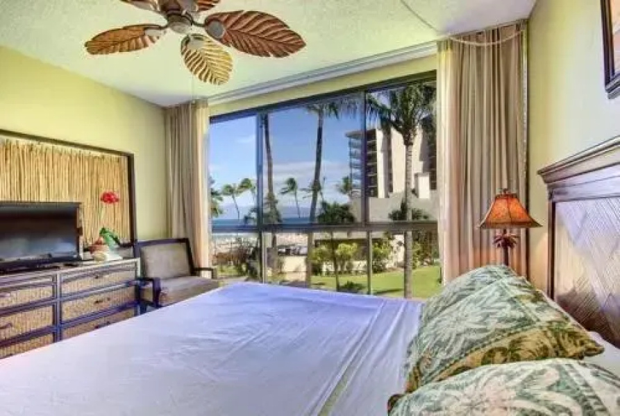 Kaanapali Shores 255 by RedAwning