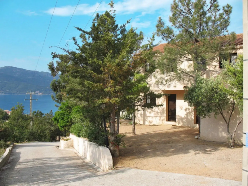 Residence Roc E Mare Tiuccia