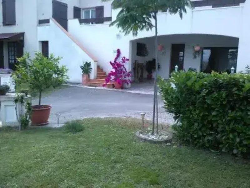 Appartement Caranica