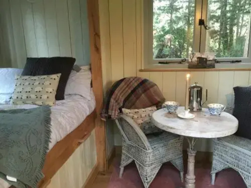 Chez Marguerite Luxury Shepherd's Hut