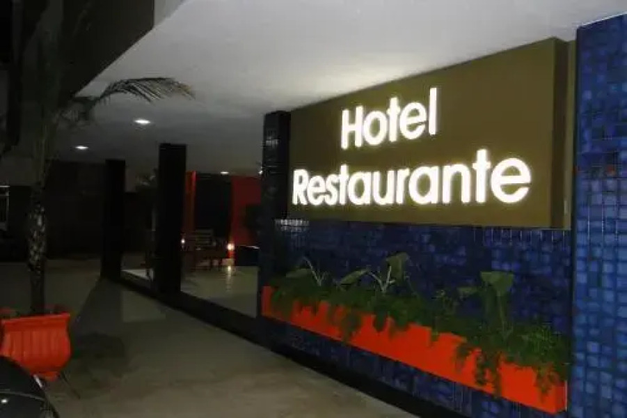 Arrastão Premium Plaza Hotel