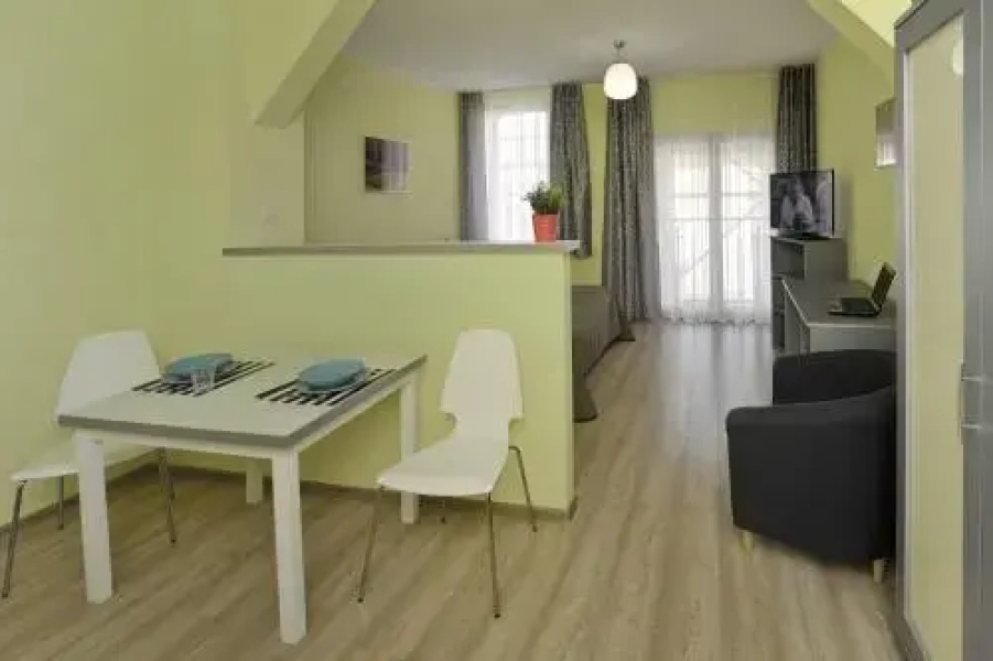 ApartHotel Junior