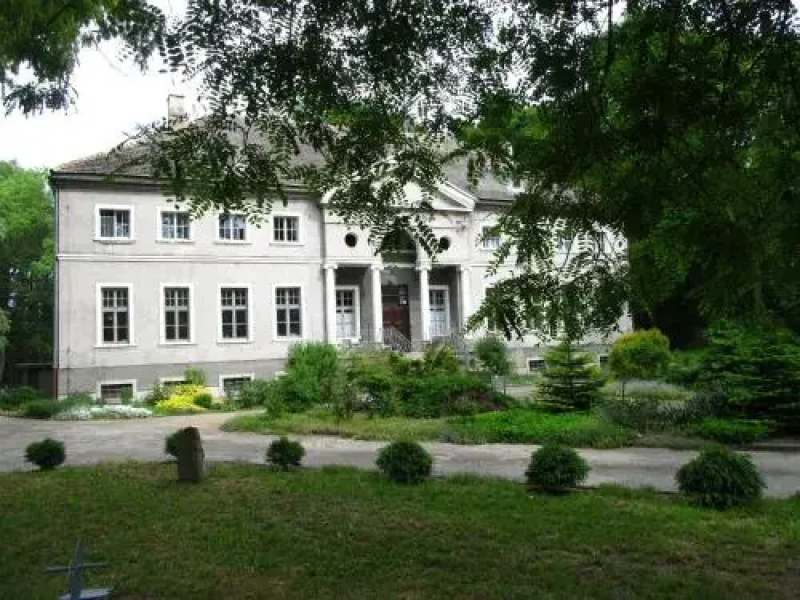 Pałac Sławnikowice