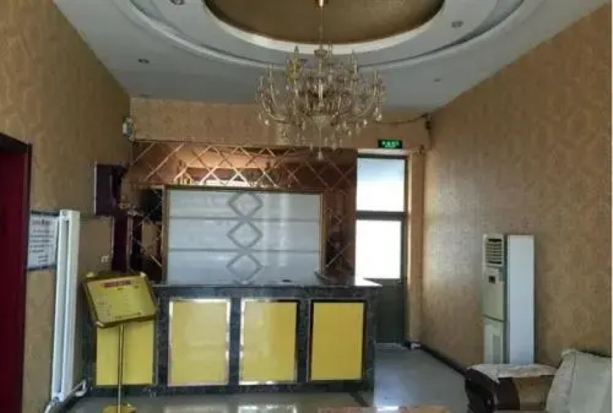 Qinxian Golden Coast Business Hotel