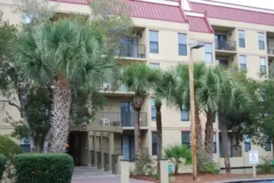 C 8 Xanadu 2 Br Condo by RedAwning
