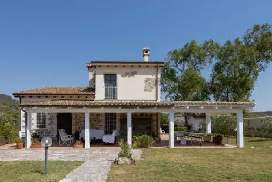 Villa in Campagna con Piscina Privata