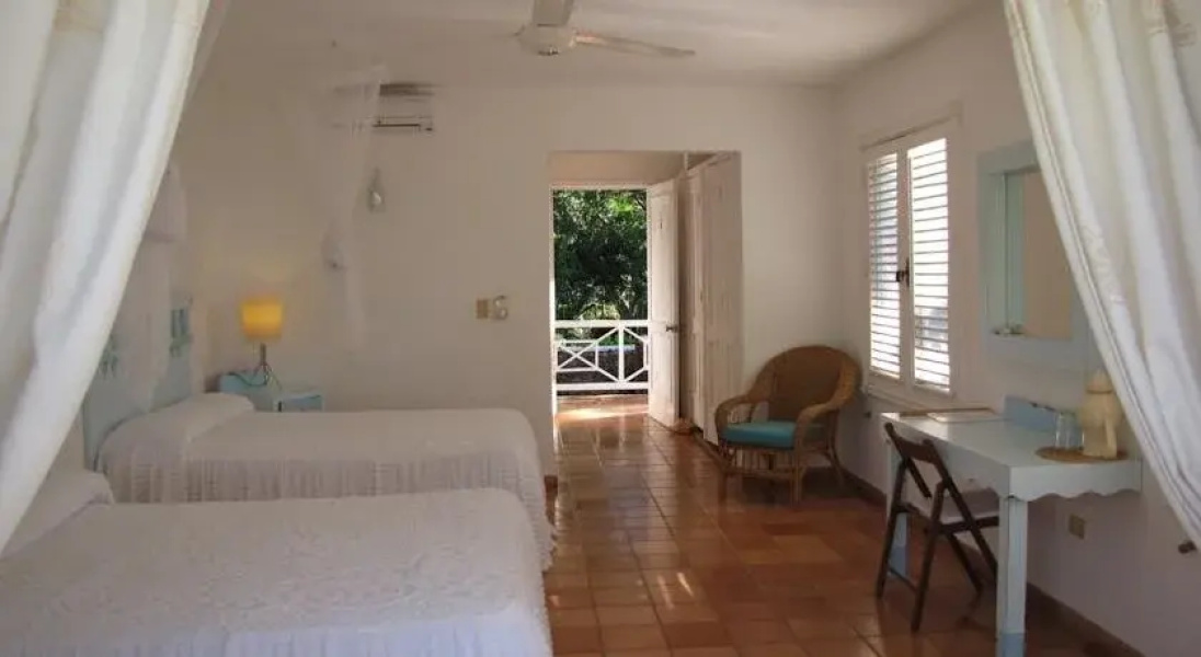 Hotel Todo Blanco