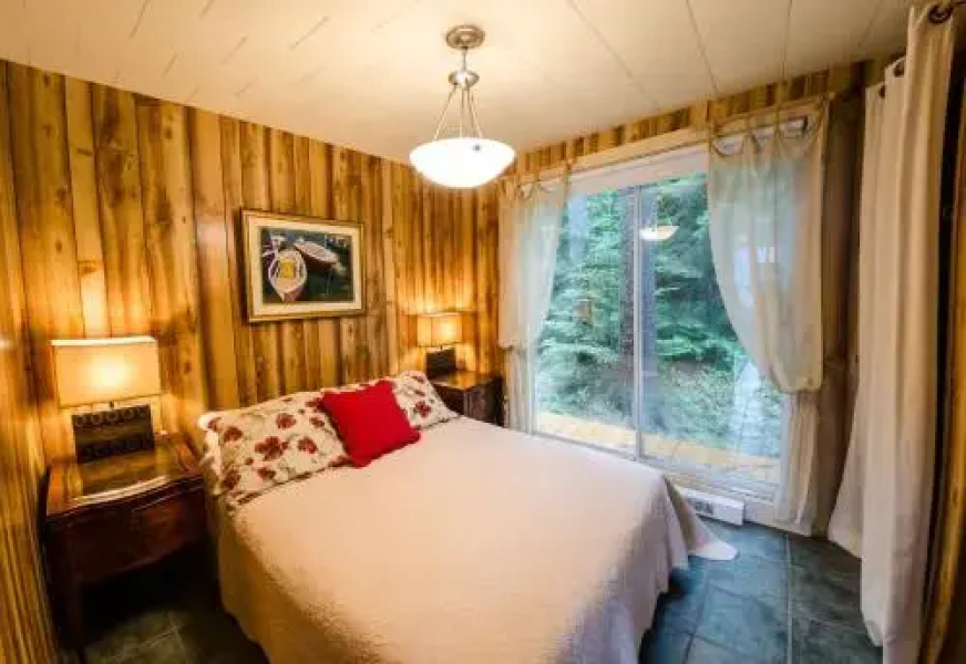 Chalet Sous Les Pins
