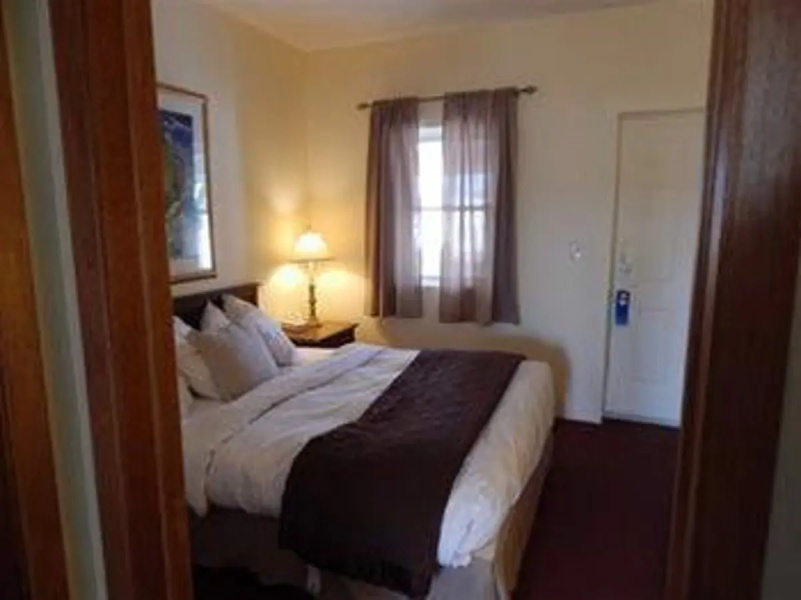 Waterfront Garden Suites