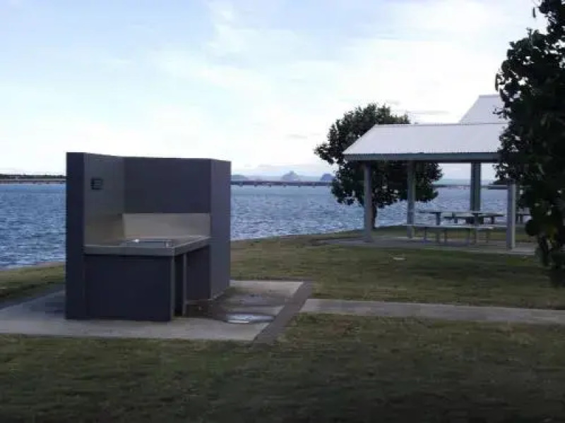 Comfy Ground Floor Unit opposite waterfront! Welsby Pde, Bongaree