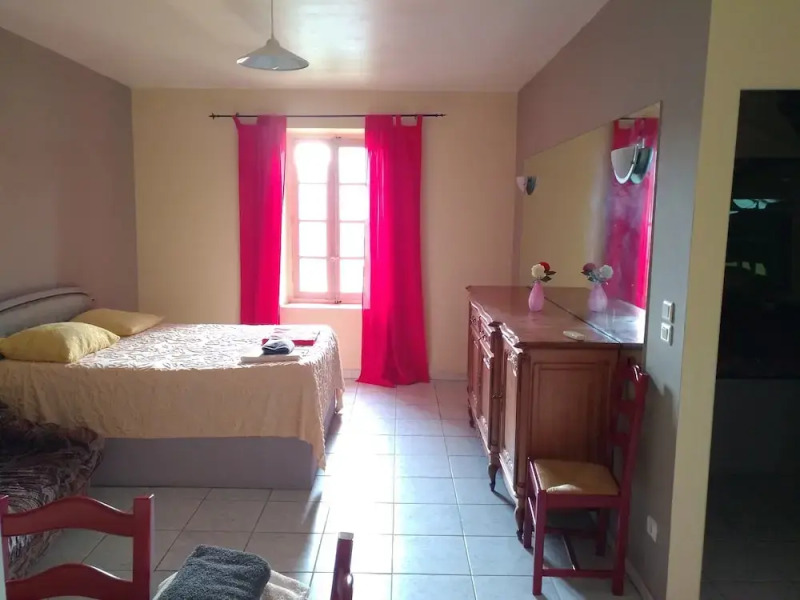 Jardin de Tredos - Libertine Hotel for Caters to Adults