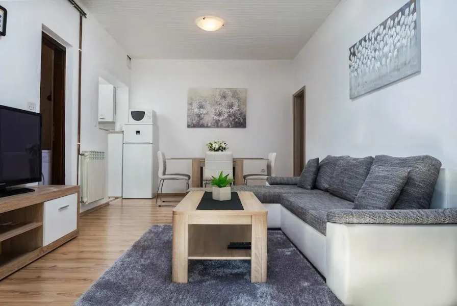 Apartment Dorjan Karmelo