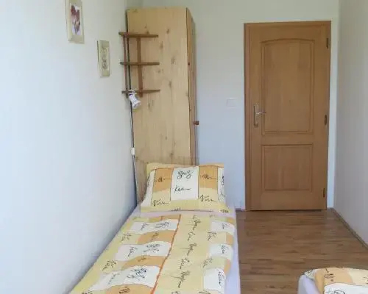 Aparmán Srní 121