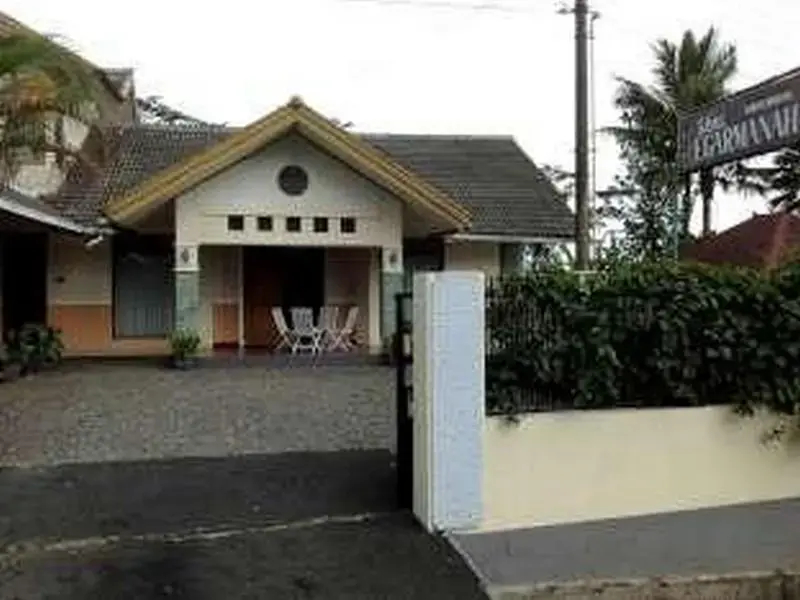 Wisma Hegarmanah Guesthouse