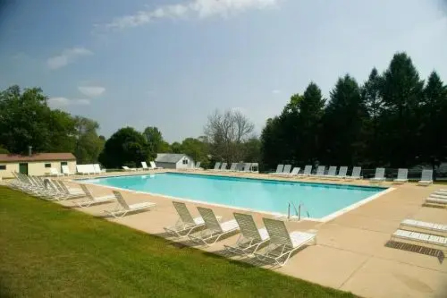 Spring Gulch Lakefront Park Model 5