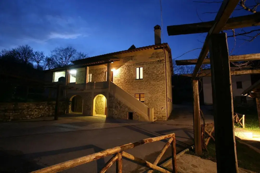 Borgo Di Cortolla