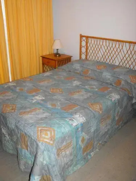 Sandbar, Unit 203, 1-3 Head Street