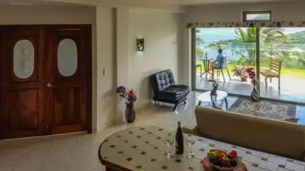 Lake Arenal Condos