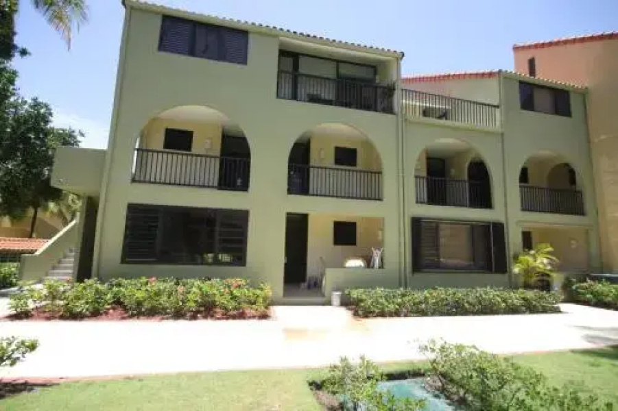 Beach Village 111