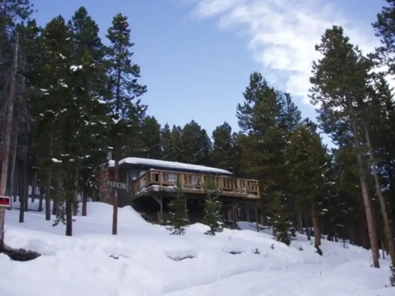 The Wilderness Cottage