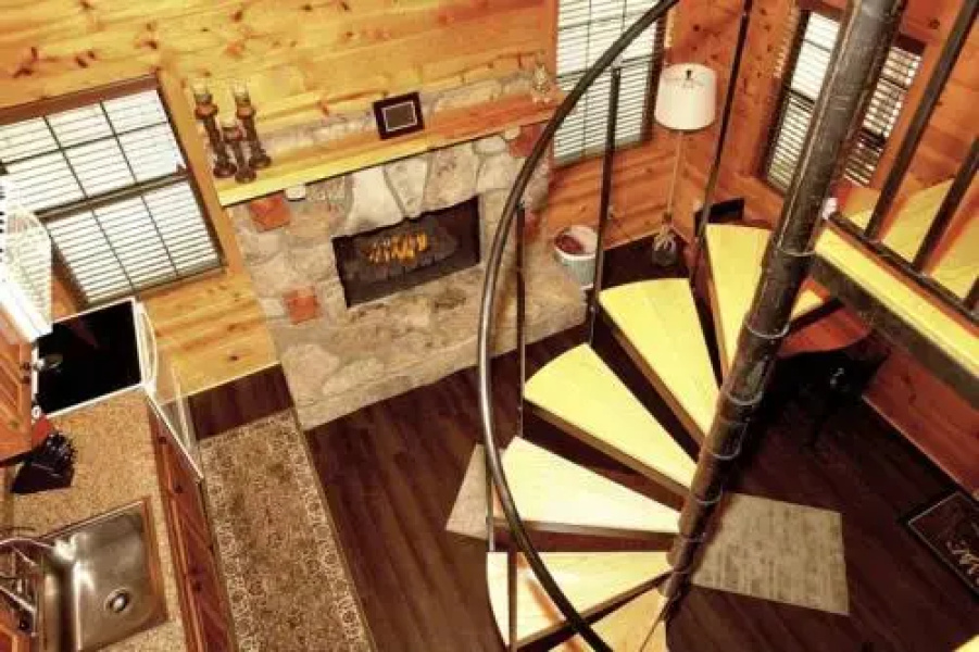 Mountain Laurel - 1 Bedrooms, 1 Baths, Sleeps 4 Cabin by RedAwning