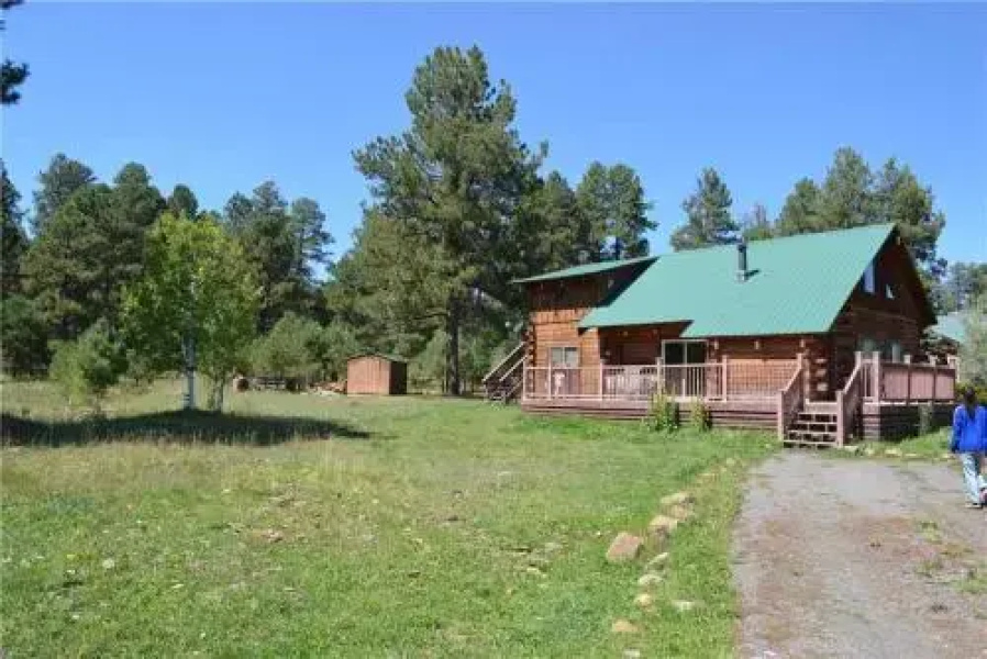 Sugarloaf Cabin by RedAwning